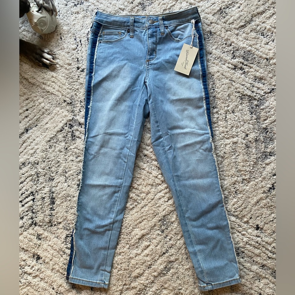 NWT Universal Thread High Rise Skinny Crop Two-Toned Jeans